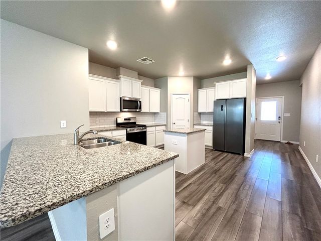 1341 Trent Park, Corpus Christi, TX 78415