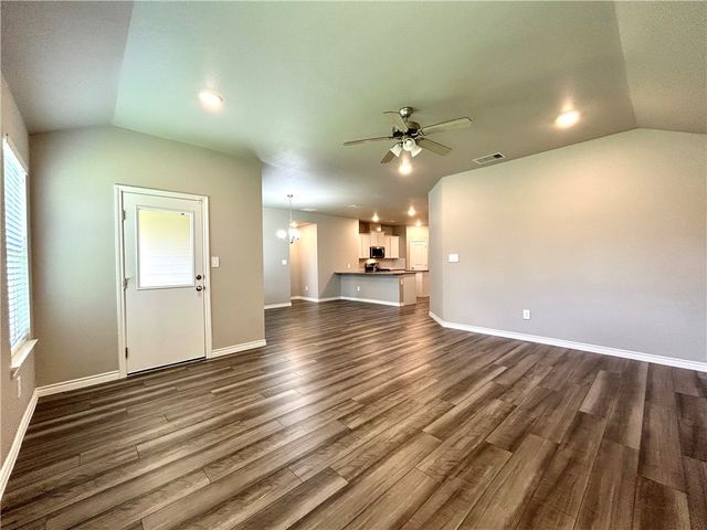 1341 Trent Park, Corpus Christi, TX 78415
