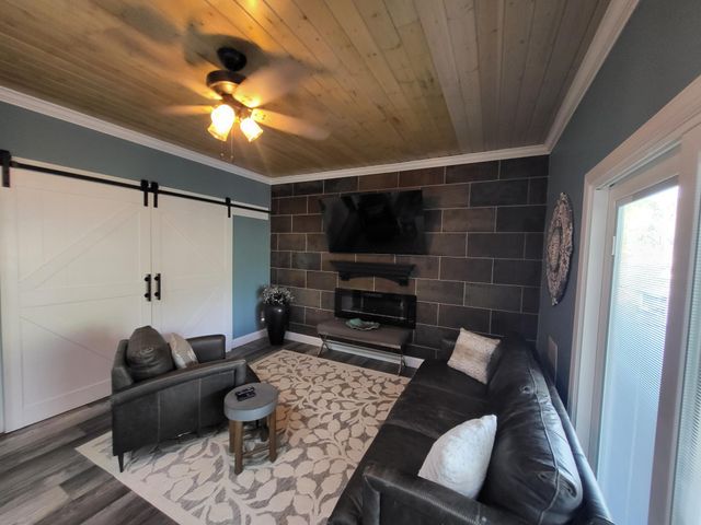 1533 Merriman Way RD, Moneta, VA 24121