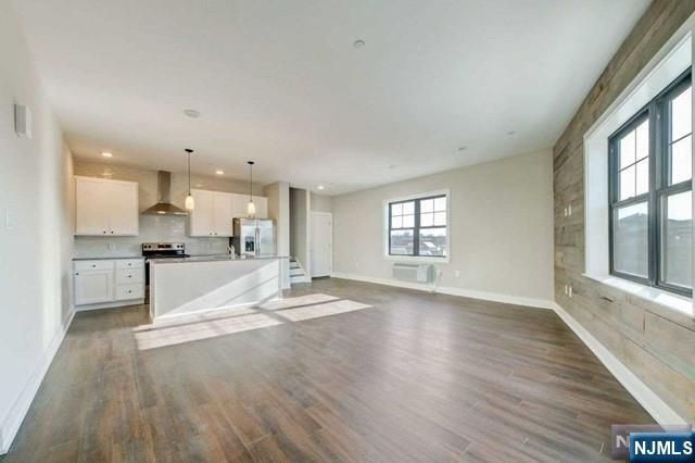 184 Main Street 3, Lodi, NJ 07644