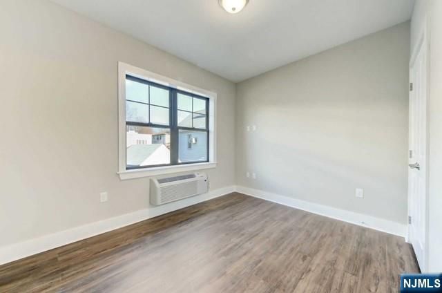 184 Main Street 3, Lodi, NJ 07644