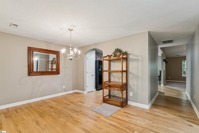 113 Valley Drive, Anderson, SC 29625
