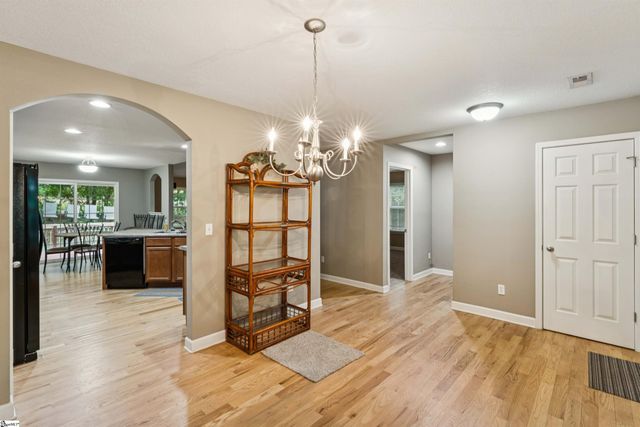 113 Valley Drive, Anderson, SC 29625