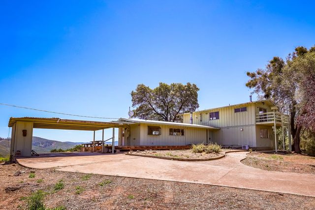 486 Rich Gulch Rd, Mokelumne Hill, CA 95245