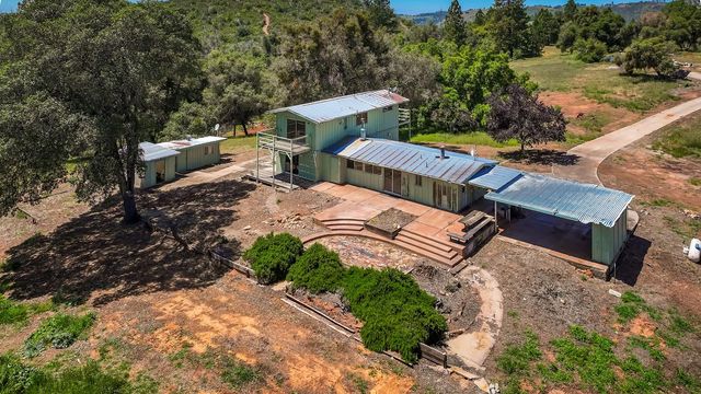 486 Rich Gulch Rd, Mokelumne Hill, CA 95245