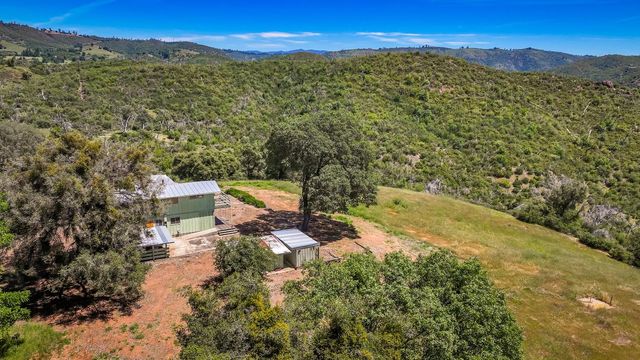 486 Rich Gulch Rd, Mokelumne Hill, CA 95245