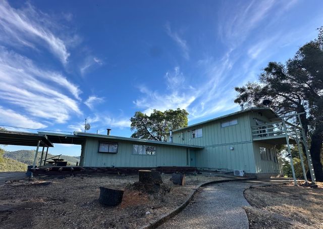 486 Rich Gulch Rd, Mokelumne Hill, CA 95245