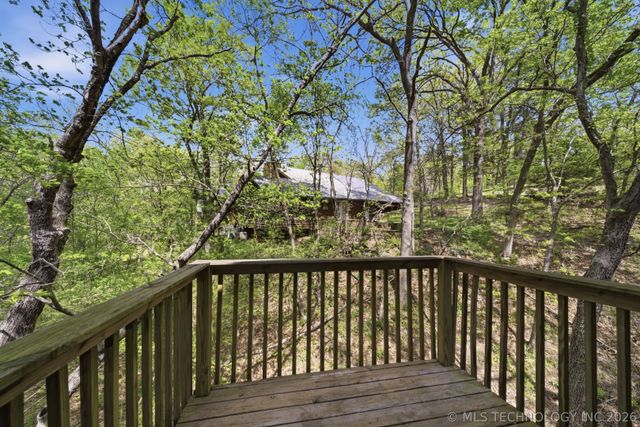64 Walnut Street, Locust Grove, OK 74352