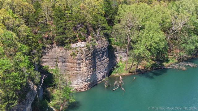 64 Walnut Street, Locust Grove, OK 74352