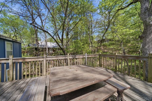 64 Walnut Street, Locust Grove, OK 74352