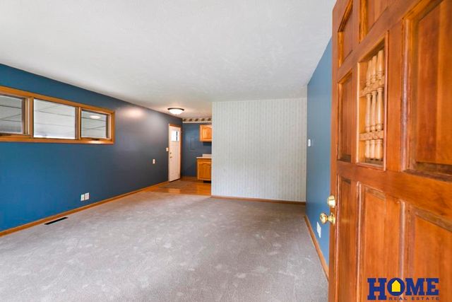 4220 Greenwood Street, Lincoln, NE 68504