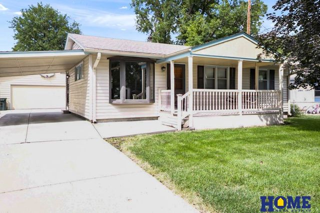 4220 Greenwood Street, Lincoln, NE 68504