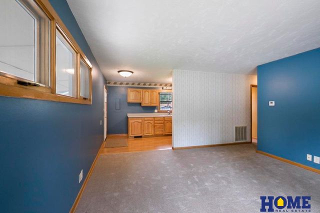 4220 Greenwood Street, Lincoln, NE 68504
