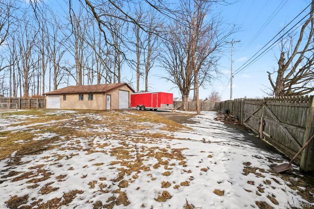 9184 Chesterfield Drive, Swartz Creek, MI 48473