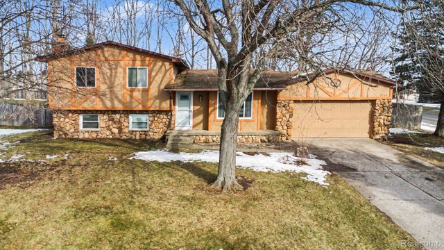9184 Chesterfield Drive, Swartz Creek, MI 48473