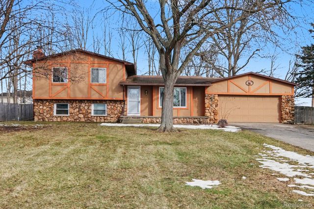 9184 Chesterfield Drive, Swartz Creek, MI 48473