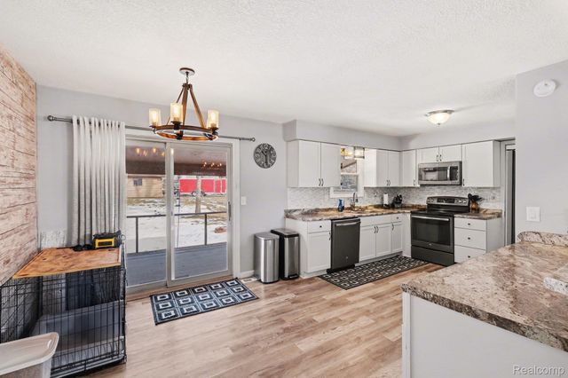 9184 Chesterfield Drive, Swartz Creek, MI 48473