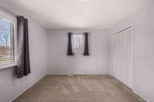 9184 Chesterfield Drive, Swartz Creek, MI 48473