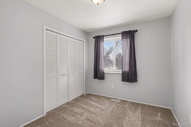 9184 Chesterfield Drive, Swartz Creek, MI 48473