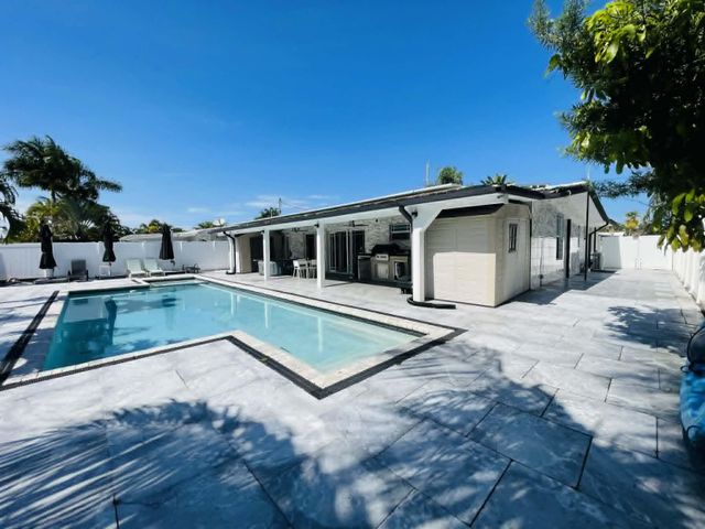 2531 Gulfstream Lane, Fort Lauderdale, FL 33312