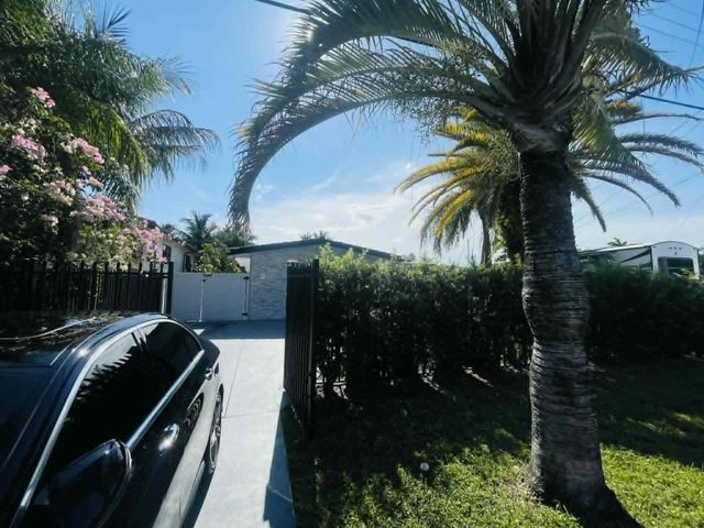 2531 Gulfstream Lane, Fort Lauderdale, FL 33312