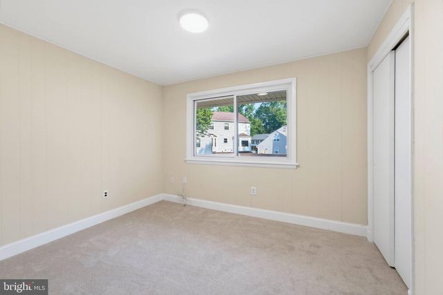 5246 GUINEA RD, Burke, VA 22015