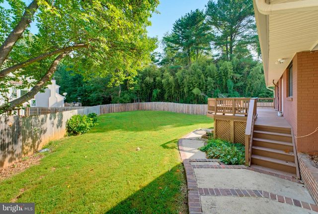 5246 GUINEA RD, Burke, VA 22015