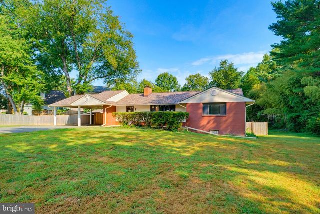 5246 GUINEA RD, Burke, VA 22015