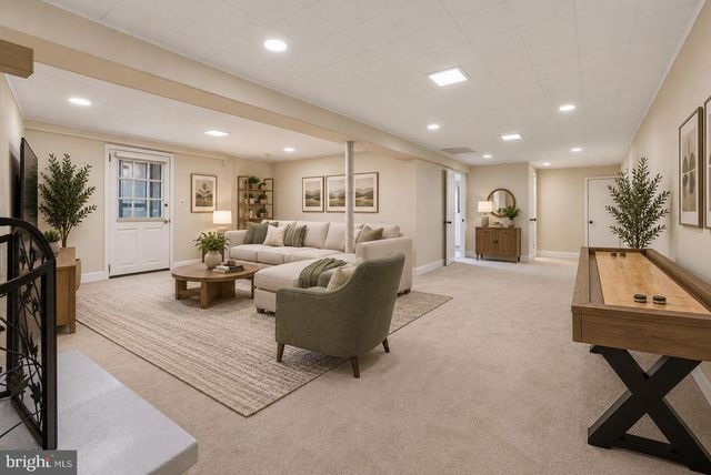 5246 GUINEA RD, Burke, VA 22015