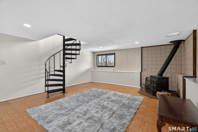 95 Wauwinet Trail 95, Guilford, CT 06437