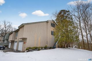 95 Wauwinet Trail 95, Guilford, CT 06437