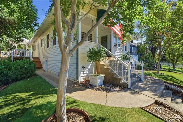 22 S Auburn St, Colfax, CA 95713