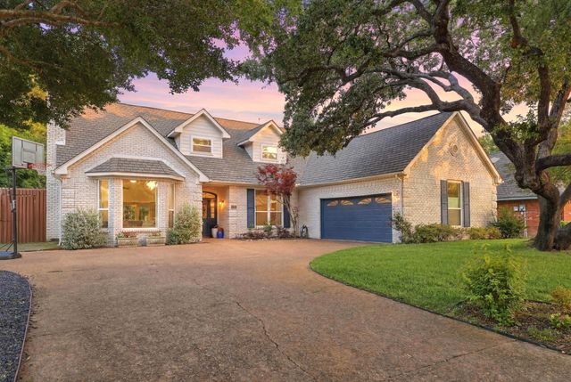 8814 Sanshire Avenue, Dallas, TX 75231