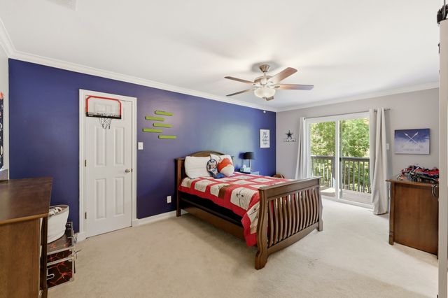 8814 Sanshire Avenue, Dallas, TX 75231