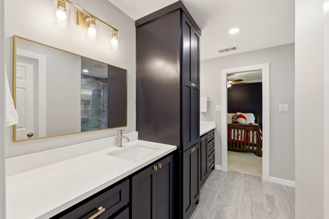 8814 Sanshire Avenue, Dallas, TX 75231