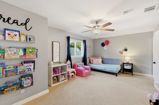 8814 Sanshire Avenue, Dallas, TX 75231