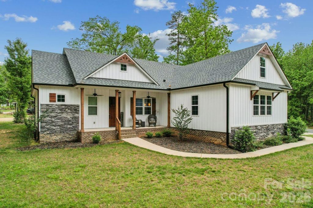 1290 Dial Street, Kannapolis, NC 28083
