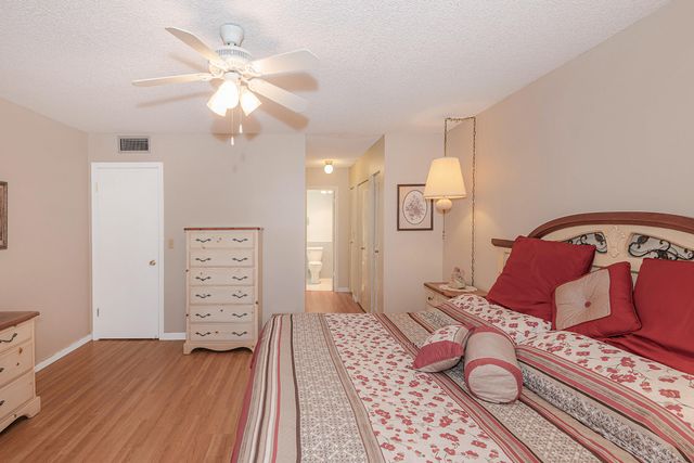 4770 NW 21st Street 105, Lauderhill, FL 33313