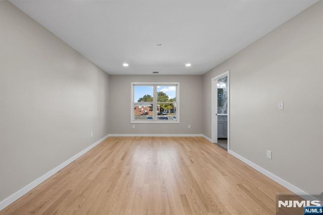 250 Hagan Place, Secaucus, NJ 07094