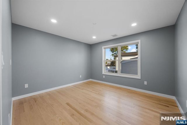 250 Hagan Place, Secaucus, NJ 07094