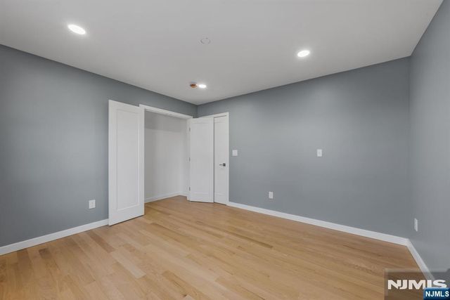 250 Hagan Place, Secaucus, NJ 07094