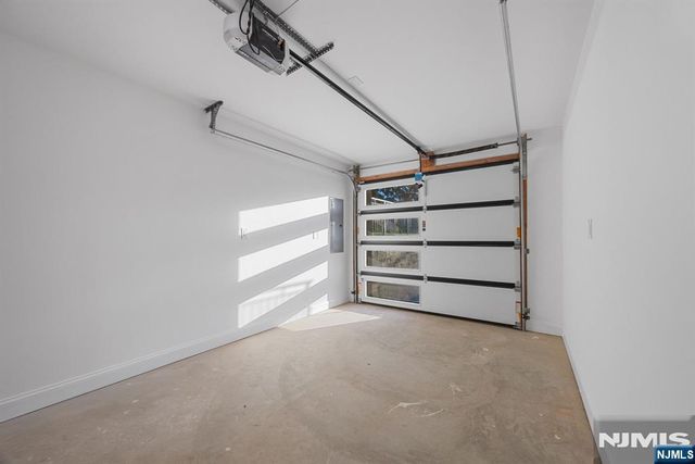 250 Hagan Place, Secaucus, NJ 07094