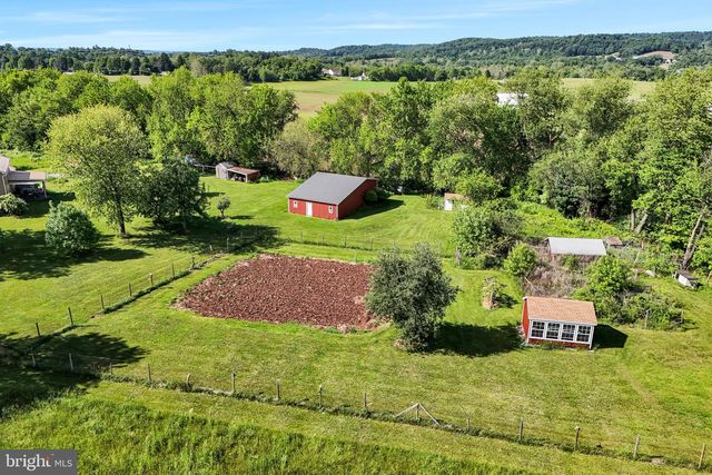 720 SEITZ DR, Lewisberry, PA 17339