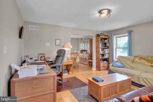 720 SEITZ DR, Lewisberry, PA 17339