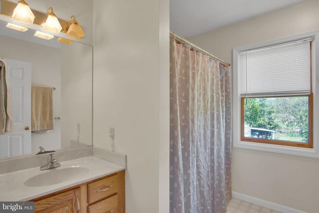 720 SEITZ DR, Lewisberry, PA 17339