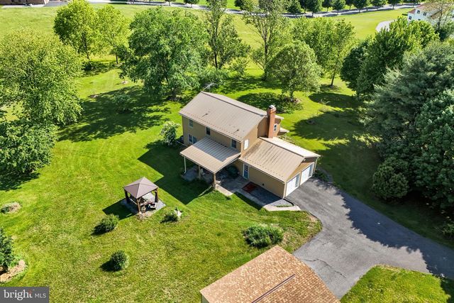 720 SEITZ DR, Lewisberry, PA 17339