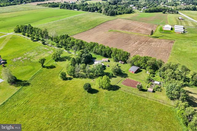 720 SEITZ DR, Lewisberry, PA 17339