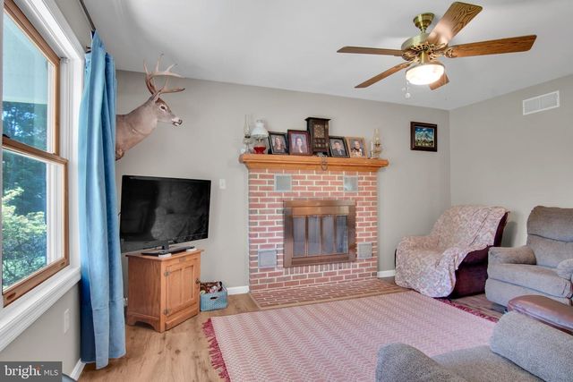 720 SEITZ DR, Lewisberry, PA 17339