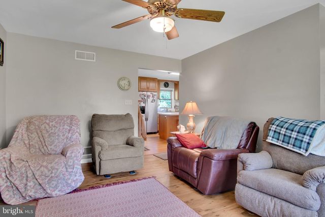 720 SEITZ DR, Lewisberry, PA 17339