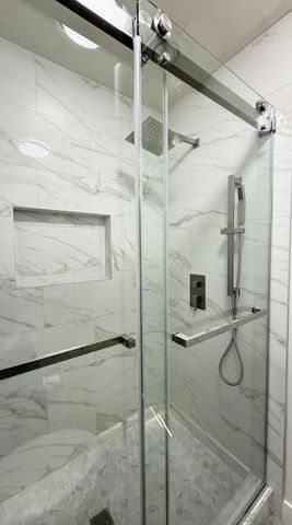 6677 Paseo Del Norte F, Carlsbad, CA 92011